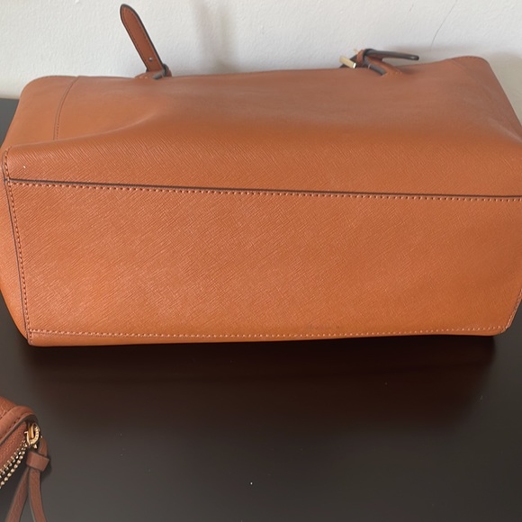 Tory Burch bag with wallet - Picture 12 of 16